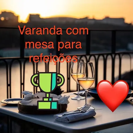 Luxury Stay Premium Douro River & Sunset Views דירה פורטו